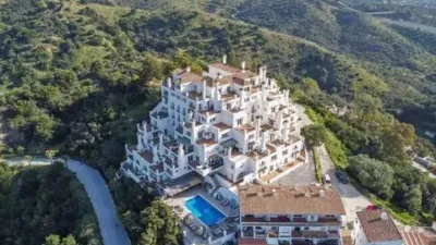 Apartment in Altos de Estepona photo 7
