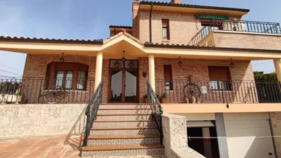 Chalet in Villalobón photo 47