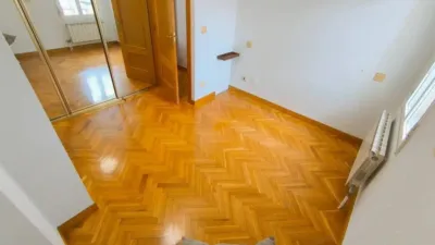 Penthouse in the Avenida de Madrid Area photo 33