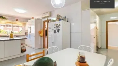 Chalet in Escola Industrial-Plaça de Catalunya photo 19