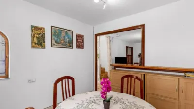 Chalet on Arquitecto Larramendi Street photo 8