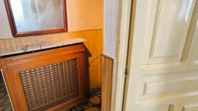 Chalet for sale in Venta de Baños photo 30