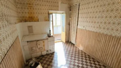Chalet for sale in Venta de Baños photo 13