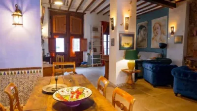Chalet on Carrer del Mar photo 7