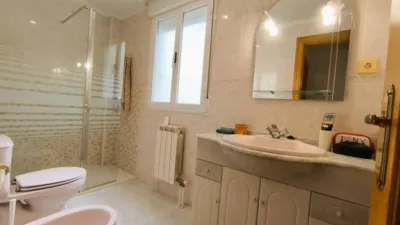 Penthouse in the Avenida de Madrid Area photo 43