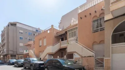 Chalet on Arquitecto Larramendi Street photo 32