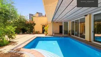 Chalet in Escola Industrial-Plaça de Catalunya photo 34