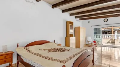 Chalet on Arquitecto Larramendi Street photo 23