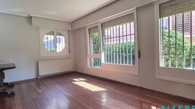 Apartment in Algorta photo 8