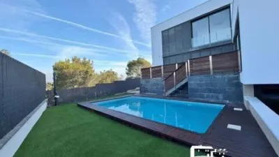 Chalet in Canyelles photo 2