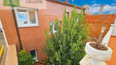 Chalet in Palencia Capital photo 2