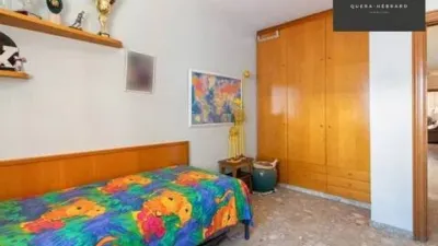 Chalet in Escola Industrial-Plaça de Catalunya photo 42