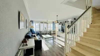 Duplex penthouse on Calle Las Mimosas Nn photo 18
