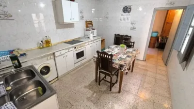Chalet on Calle del Obispo Apolinar photo 8