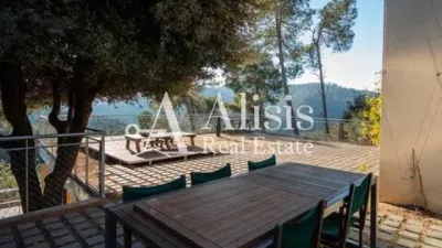 Chalet in Molins de Rei photo 25