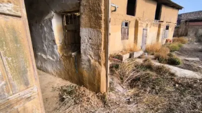 Chalet on Calle del Obispo Apolinar photo 55