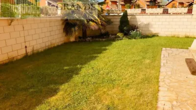 Chalet in Grijota photo 3