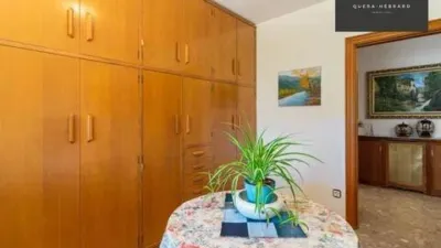 Chalet in Escola Industrial-Plaça de Catalunya photo 57