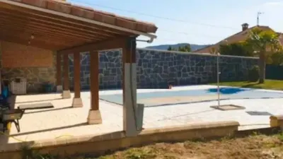 Chalet in Villalobón photo 27