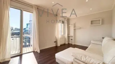 Apartment in Terrassa photo 2