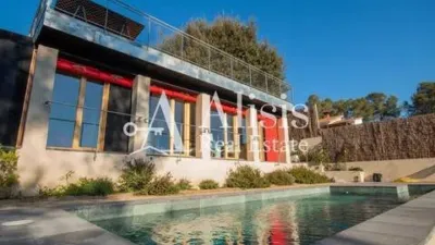 Chalet in Molins de Rei photo 2