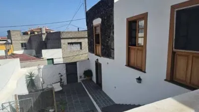 Casa en Avenida Tome Cano photo 51