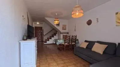 Apartment on Avenida Santiago Puig photo 2