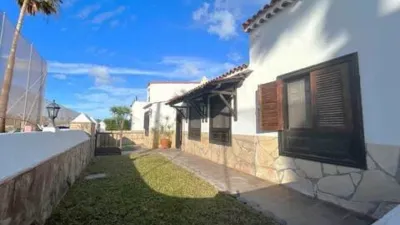 House on Fairway Village Street photo 4