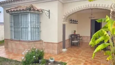 Chalet on Cárabo Street, 1 photo 2