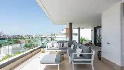 Apartment on Calle República Checa photo 3