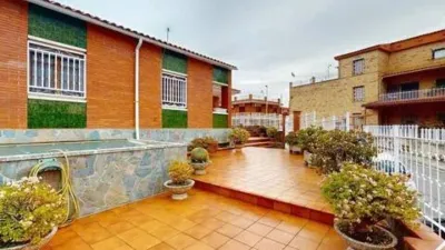 Chalet on Carrer de l'Acàcia photo 2