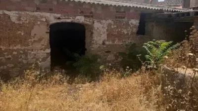 Chalet en venta en Calle Matias No Number, Granátula de Calatrava de 39.900 €