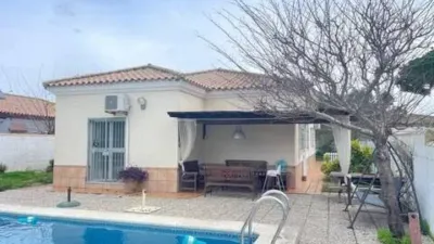 Chalet on Cárabo Street, 1 photo 12