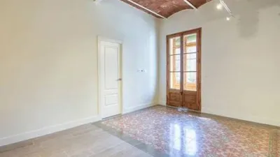 Piso en Eixample photo 2