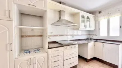 Apartment on Calle de Zaragoza photo 9