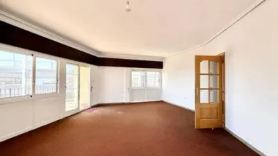 Apartment on Calle de Zaragoza photo 4