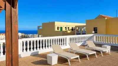 Piso en alquiler en Calle Avenida Central Nn, Antigua de 1.200 €<span>/mes</span>