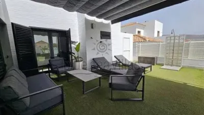 Chalet on Avenida de la Libertad photo 3