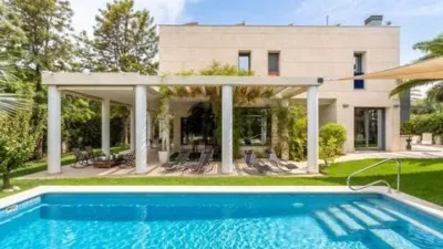 Chalet on Carrer del Musico Ambrosio Cotes photo 3