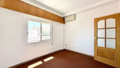 Apartment on Calle de Zaragoza photo 14