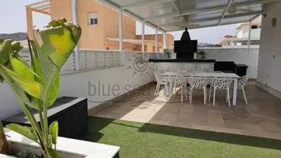 Chalet on Avenida de la Libertad photo 6