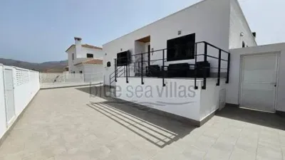 Chalet on Avenida de la Libertad photo 40