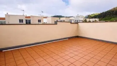 Terraced house on Calle Avellano, 26 photo 2