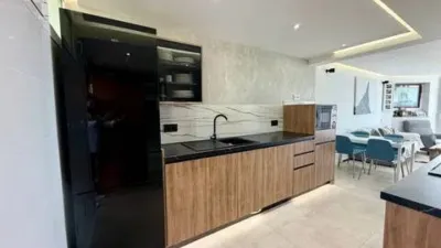 Apartment on Carrer de Ramon de Moncada photo 6
