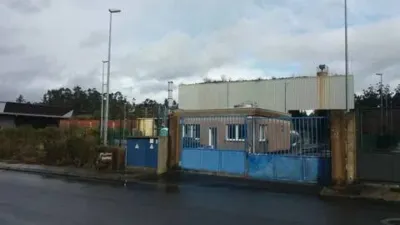 Nave industrial en venta en Calle Lugar Acevedo No Number - Más