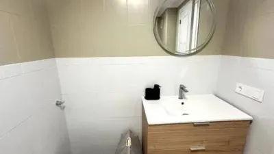 Apartment on San Pascual Street photo 9