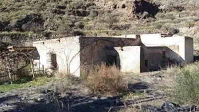 Rustic house on Calle Al-4405, 4 photo 5