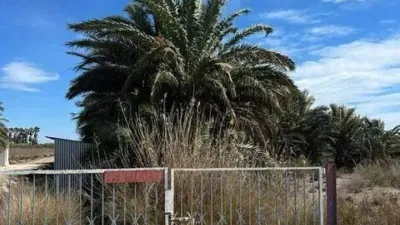 Terreno en venta en Calle Poligono 23 Parcela 15, 15 - Más