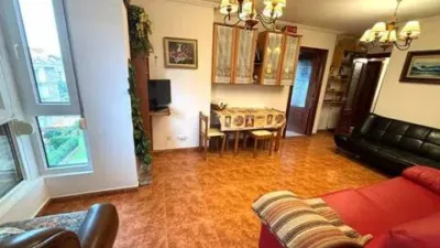 Apartment on Avenida de Santos Mártires photo 9