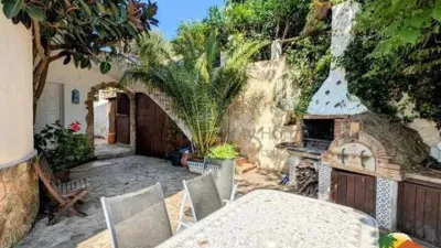 Chalet on Carrer Versalles photo 5